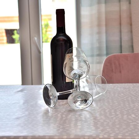 Apartment Leonora Водице Екстер'єр фото