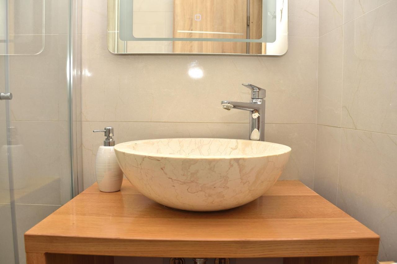 Apartment Leonora Водице Екстер'єр фото